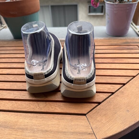 Tommy Bahama Womens Slip-On Canvas Shoes Size 9 - Picture 5 of 8